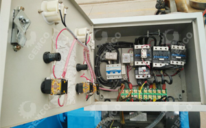 電控柜內部圖 顆粒機電控柜內部圖